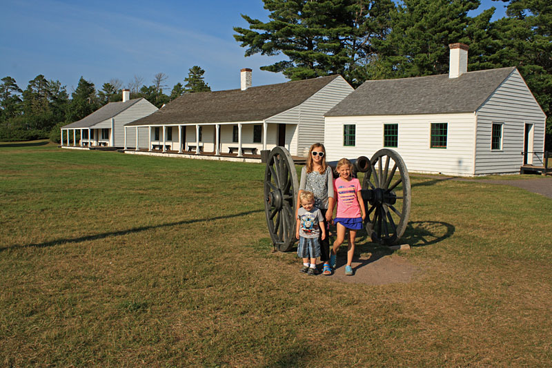 the cannon at fort wilkins